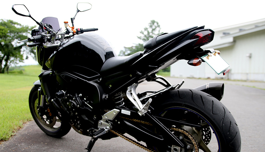 黒いバイク